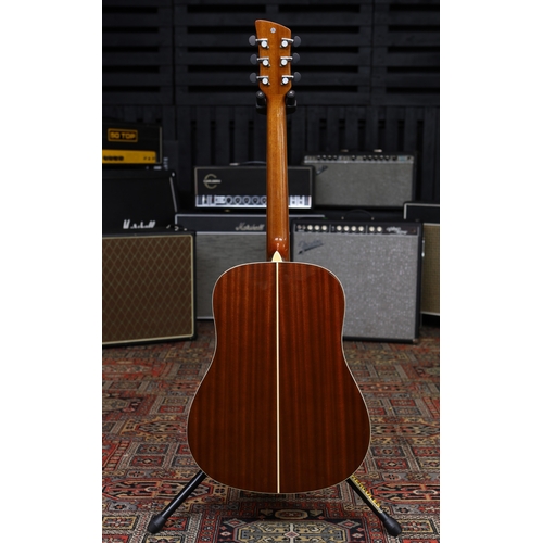 686 - Brunswick BD200 acoustic guitar, sunburst finish, with original box (new/B stock)*Please note: this ... 