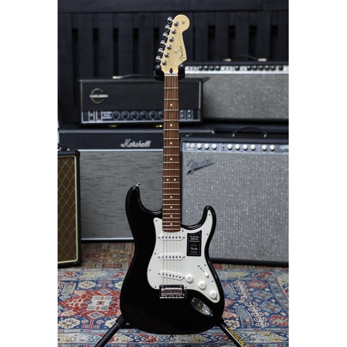 601 - 2019 Fender Player Series Stratocaster electric guitar, made in Mexico, black finish, dent to back, ... 