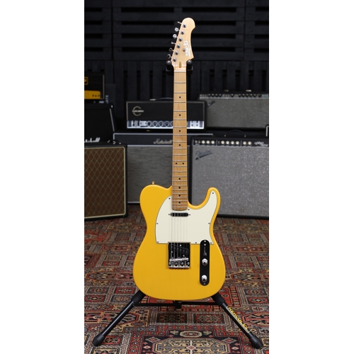 675 - Jet Guitars JT-300 electric guitar, butterscotch finish, boxed (new/B stock) *Please note: this lot ... 