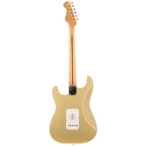 9 - 2004 Fender Stratocaster 50th Anniversary electric guitar, made in Mexico; Body: Aztec gold finish; ... 