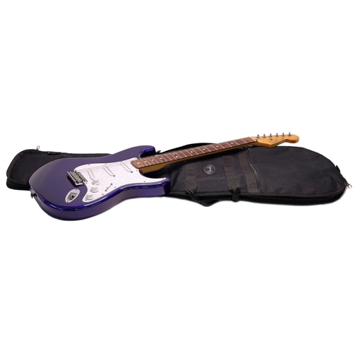 17 - 2000 Fender Standard Stratocaster electric guitar, made in Mexico; Body: midnight blue finish, scrat... 