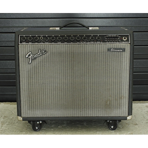 912 - 1990s Fender Showman guitar amplifier, made in USA, with footswitch*Please note: Gardiner Houlgate d... 