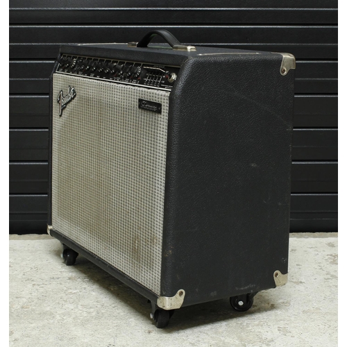 912 - 1990s Fender Showman guitar amplifier, made in USA, with footswitch*Please note: Gardiner Houlgate d... 