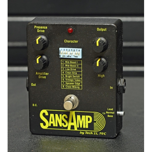 1257 - Tech 21 Sans Amp guitar pedal, boxed*Please note: Gardiner Houlgate do not guarantee the full workin... 