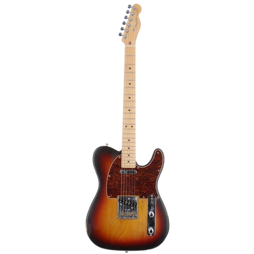 37 - 2004 Fender Highway One Telecaster electric guitar, made in USA; Body: three-tone sunburst nitro fin... 