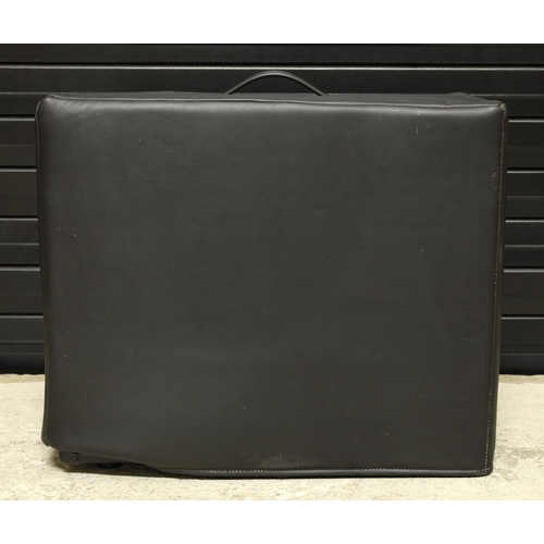 955 - Blackstar Amplification HTV-112 guitar amplifier speaker cabinet, with dust cover*Please note: Gardi... 