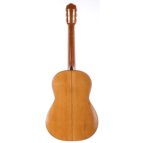 2220 - The Granary Collection - 1934 Domingo Esteso guitar, made in Madrid, Spain; Back and sides: cypress;... 