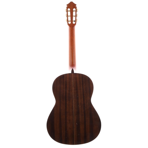 3244 - Yamaha G130A classical guitar, made in Japan; Back and sides: laminated rosewood, surface scratches ... 