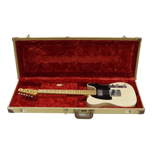 55 - 2007 Fender Custom Shop Nocaster Relic electric guitar, made in USA; Body: see-through blonde relic ... 