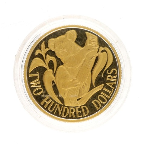 94 - Australian 1980 200 Dollar Koala coin in plastic case, the coin 10gm (ref.206)... 