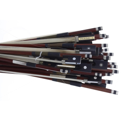 2212 - Large bundle of assorted violin and viola bows