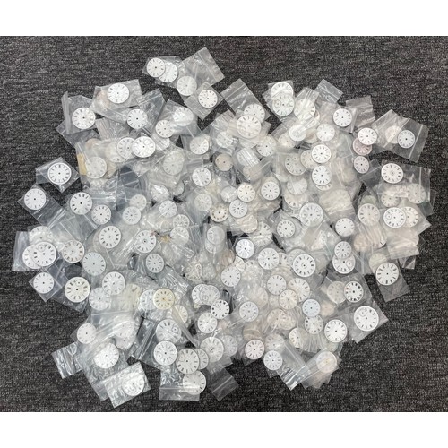 237 - Quantity of assorted fob/wrist watch dials (150 approx)