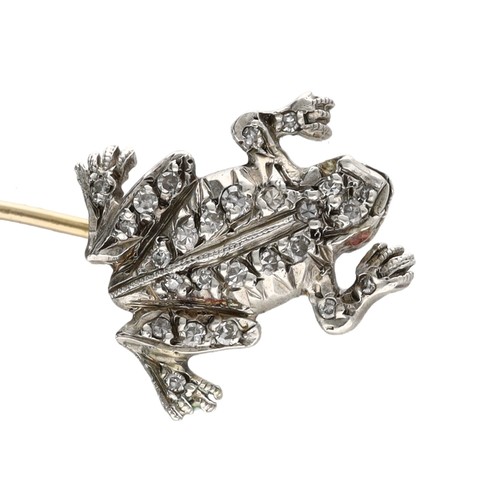 151 - Novelty white metal diamond set frog stick pin, 2.8gm, 58mm