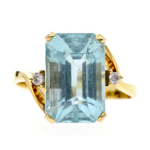 147 - 14ct yellow gold aquamarine and diamond ring, the aquamarine 12mm x 8mm, round brilliant-cut diamond... 