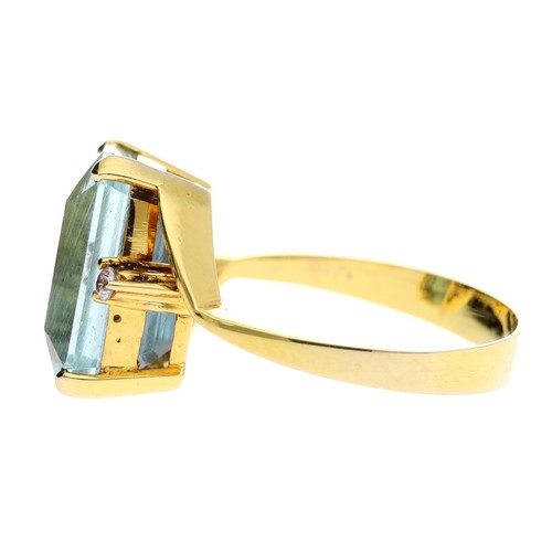 147 - 14ct yellow gold aquamarine and diamond ring, the aquamarine 12mm x 8mm, round brilliant-cut diamond... 