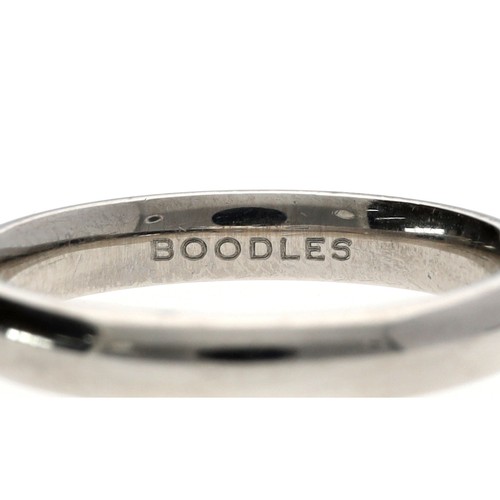 252 - Boodles platinum wedding band ring, signed, no. 0337G0142K, width 3mm, 5.7gm, ring size M... 