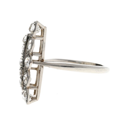 116 - Impressive Art Deco platinum diamond set plaque ring, with old-cut diamonds set in a rectangular mil... 