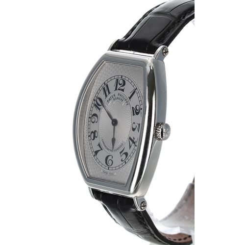 583 - Fine Patek Philippe Gondolo platinum gentleman's wristwatch, reference no. 5098P-001, movement no. 3... 