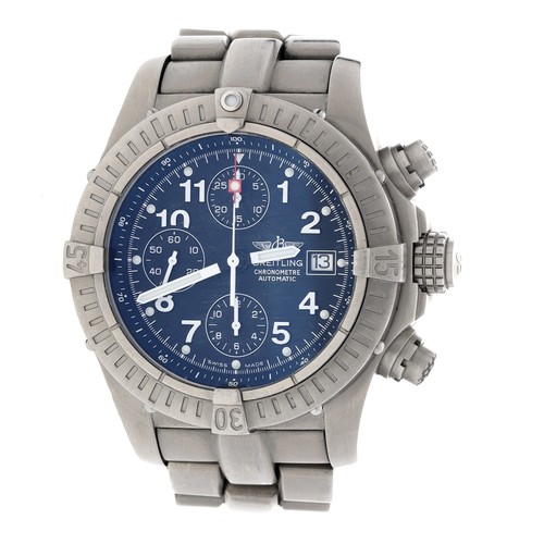 629 - Breitling Chrono Avenger Chronometre automatic titanium gentleman's wristwatch, reference no. E13360... 