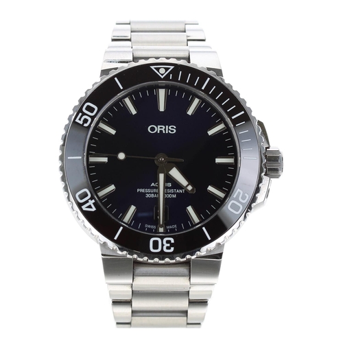 663 - Oris Aquis automatic stainless steel gentleman's wristwatch, reference no. 01 733 7732 4135, serial ... 