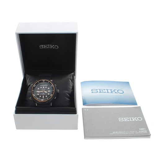 674 - Seiko Prospex Solar 'Tuna Arnie' Diver's 200m gentleman's wristwatch, reference no. H851-00A0, circa... 