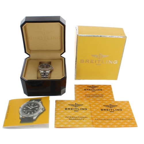 620 - Breitling Colt Quartz Chronometre stainless steel gentleman's wristwatch, reference no. A74350, seri... 