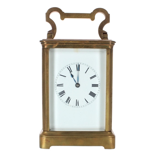 1236 - French carriage clock striking on a gong, within a corniche brass case, 7.25