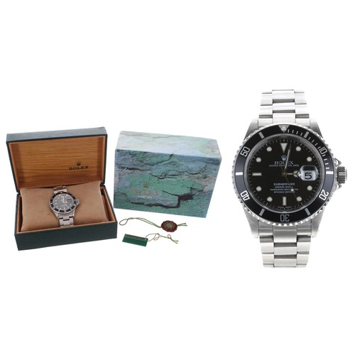 555 - Rolex Oyster Perpetual Date Submariner stainless steel gentleman's wristwatch, reference no. 16610, ... 