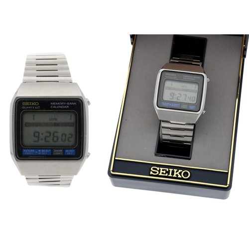 677 - Seiko Quartz LC Memory-Bank Calendar 'James Bond Moonraker' digital LCD stainless steel gentleman's ... 