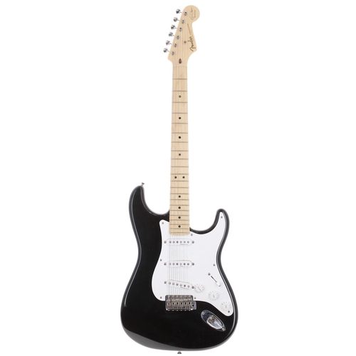 563 - 2001 Fender Eric Clapton Stratocaster electric guitar, made in USA; Body: black finish, a few minor ... 