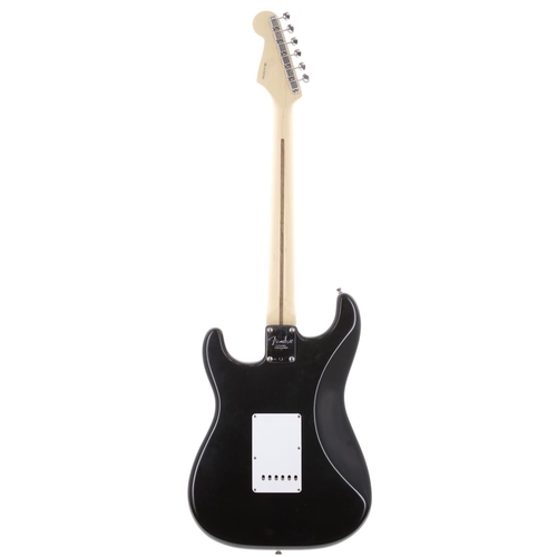 563 - 2001 Fender Eric Clapton Stratocaster electric guitar, made in USA; Body: black finish, a few minor ... 