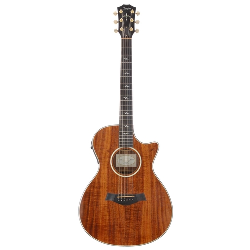 580 - 2001 Taylor K-22-CE electro-acoustic guitar, made in USA; Body: natural koa; Neck: mahogany, surface... 