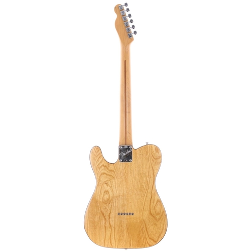 588 - 1998 Fender American Thinline Telecaster electric guitar, made in USA; Body: natural finish, lacquer... 