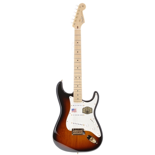 592 - 2014 Fender 60th Anniversary Commemorative Stratocaster Limited Edition electric guitar, made in USA... 