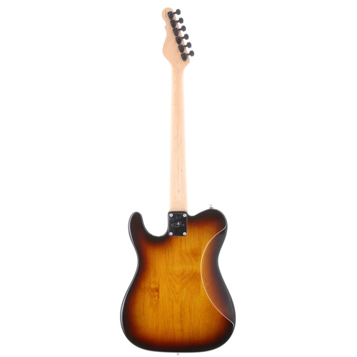 672 - 2005 G & L ASAT Z-3 electric guitar, made in USA; Body: three-tone sunburst finish; Neck: maple;... 