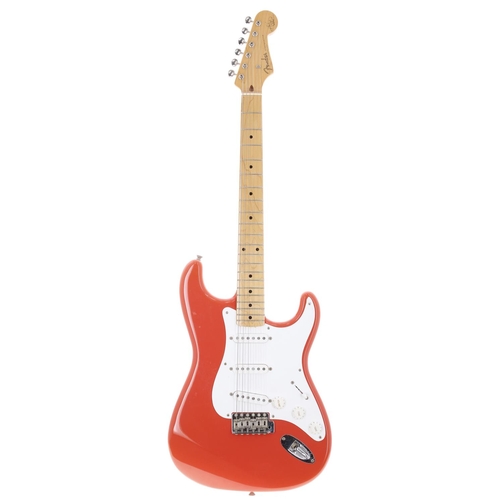 717 - 1996 Fender Hank Marvin Signature Stratocaster electric guitar, made in Japan; Body: Fiesta red fini... 