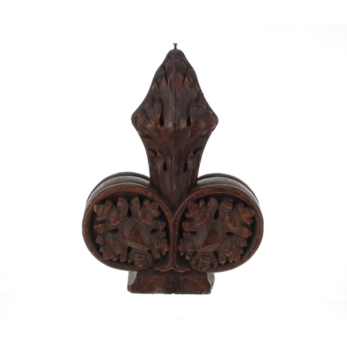 905 - Advent Hunstone carved oak pew end poppy-head finial, stamped by maker, 10.5