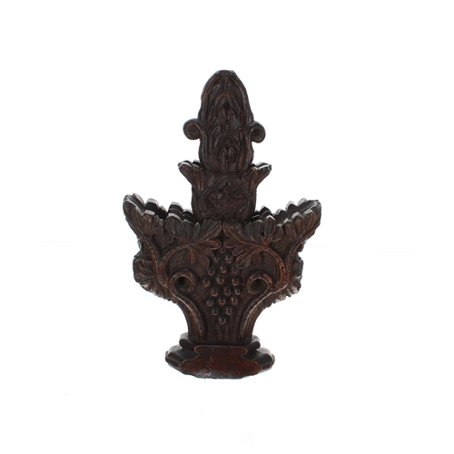 909 - Carved oak fruiting vine pew end, 12.5