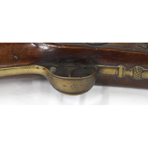 1114 - Fine brass barrelled flintlock Blunderbuss with sprung bayonet signed Parkes, the barrel 16