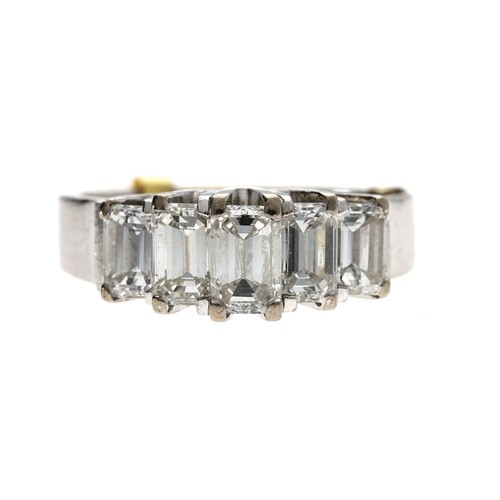 562 - Good 14ct white gold emerald-cut diamond five stone ring, 1.25ct approx in total, clarity VS, colour... 