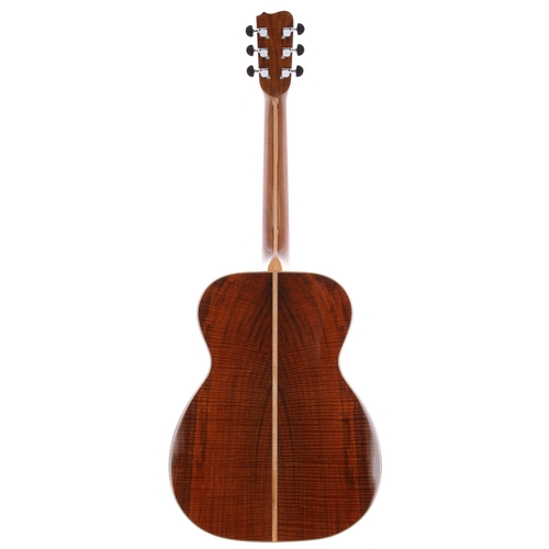 785 - Steven Kinnaird OM acoustic guitar, made in USA; Back and sides: curly Claro walnut; Top: Engelman s... 