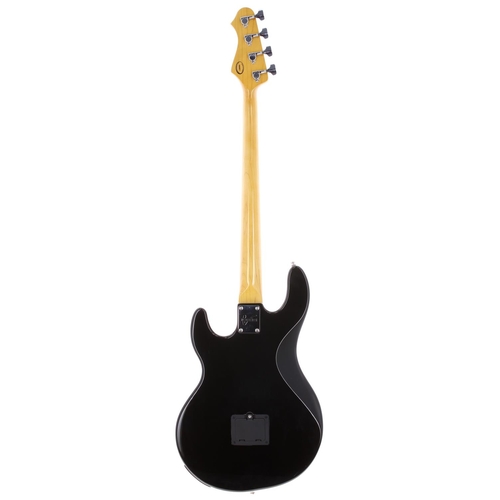 874 - 2004 Line 6 Variax bass guitar, made in Korea; Body: black finish, a few light scratches but general... 