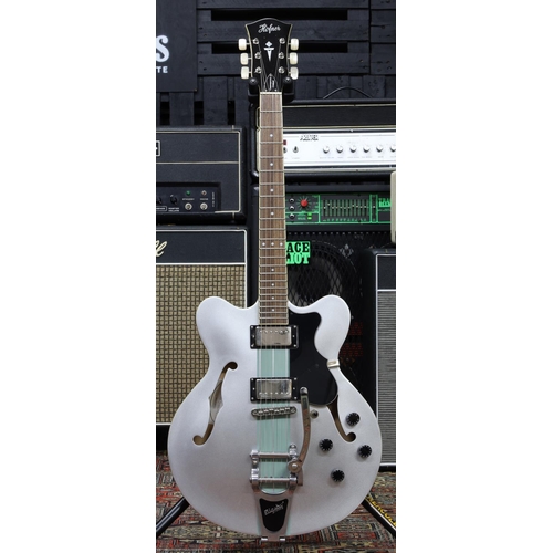 994 - Hofner Verythin Standard-CT semi-hollow body electric guitar; Body: silver metallic finish with gree... 