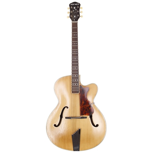 968 - 1959 Hofner President archtop guitar, made in Germany; Body: blonde finished maple back and sides an... 