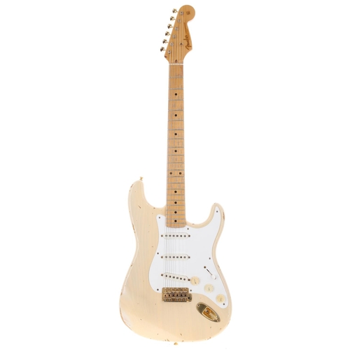 902 - 1996 Fender Custom Shop Cunetto 50s Stratocaster Relic electric guitar, made in USA; Body: see-throu... 