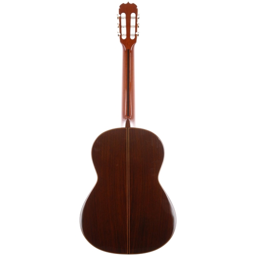 2230 - 1994 José Ramirez Class 1A C-650 Traditional classical guitar, made in Spain; Back and sides: rosewo... 