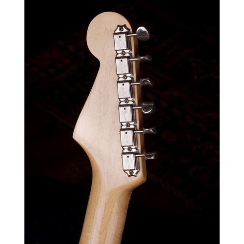 786 - 1963 Fender Stratocaster electric guitar, made in USA; Body: three-tone sunburst finish, a few very ... 