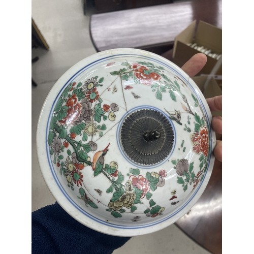 741 - 18th century Chinese famille verte porcelain circular tureen with cover, the cover with a metal fini... 