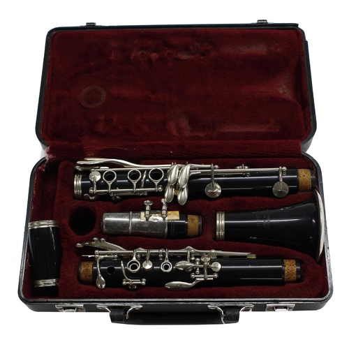 2814 - Three old cased clarinets by Rudall Carte & Co, ser. no. 6330, Jupiter and Bundy (3)... 