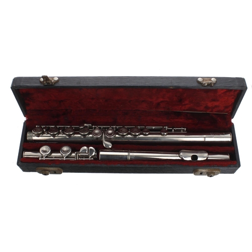 2860 - Corton ebonite clarinet, ser. no. 10163, mute, case; also a Boosey & Hawkes Regent metal flute, ... 